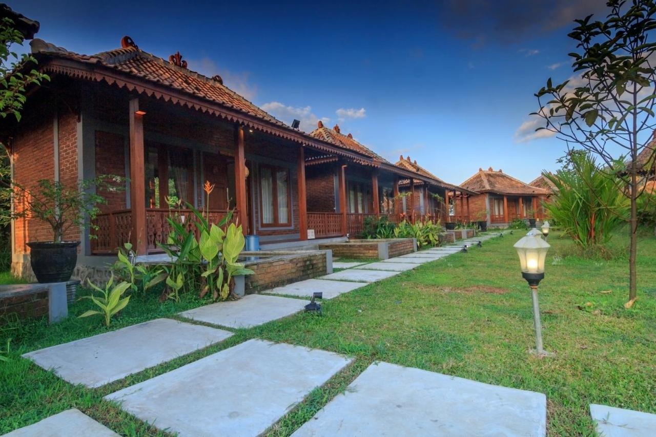 Balkondes Majaksingi Jasamarga Magelang Exterior foto